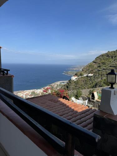 El Tanque Apartment | CHC - El Peregrino Frontal Ocean View