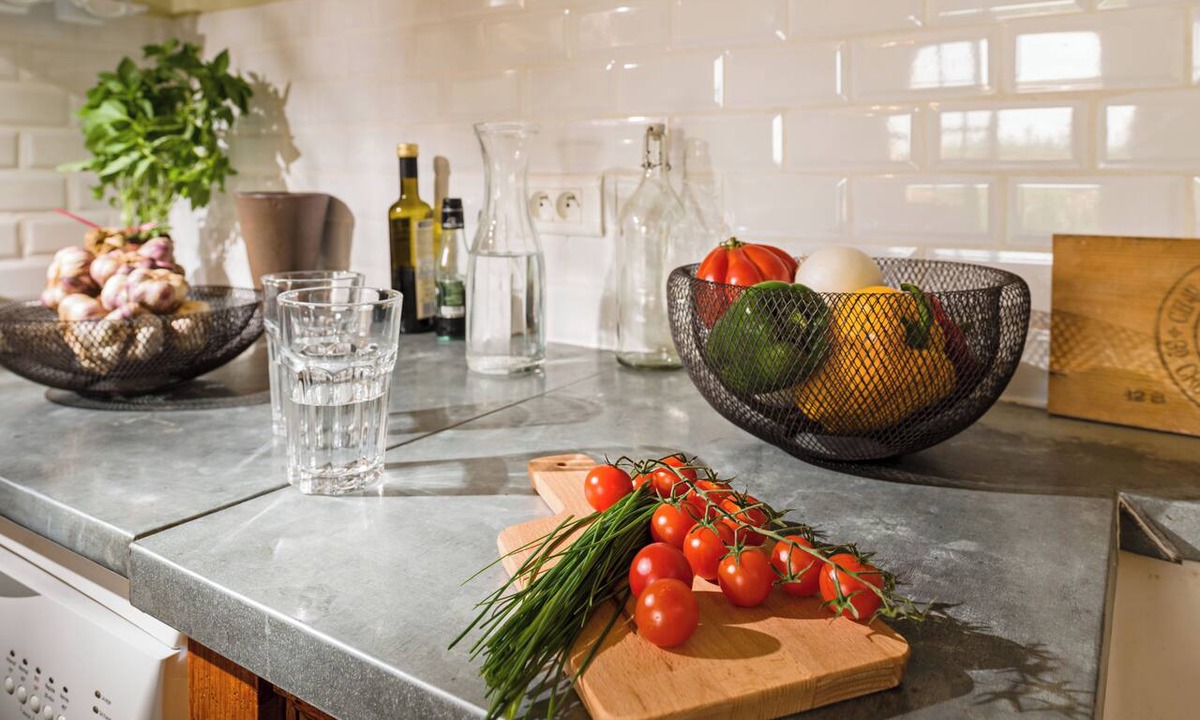 Ollieres Cottage | CIBOULETTE Vacation Rental – Large duplex for 9–11 people with a pool, in the heart of the vineyards.