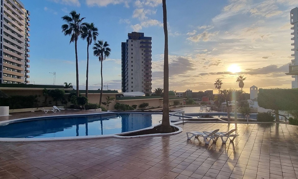 Playa Paraiso Apartment | Club Paraiso Apartment: Enjoy comfort
