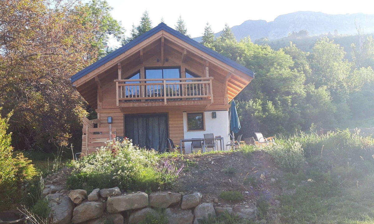 Chorges Ski Chalet | Cocooning chalet in the mountains, 10 minutes from Lake Serre-Ponçon