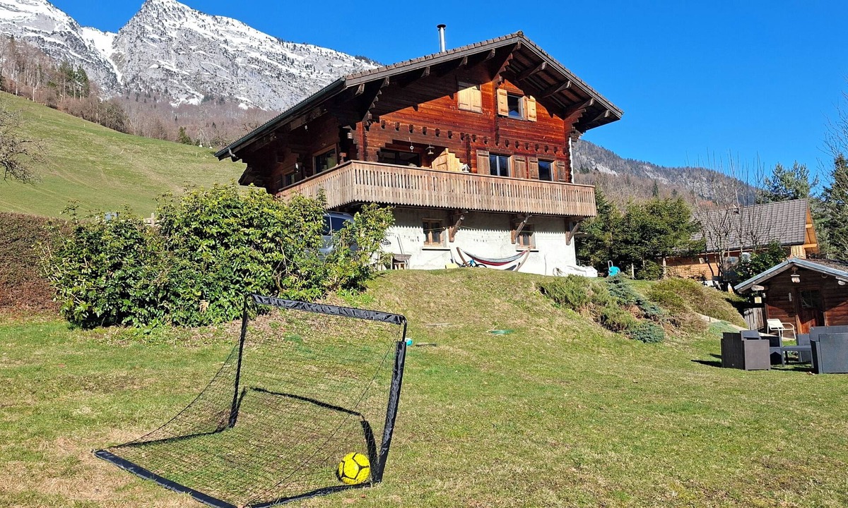 Les Clefs Ski Chalet | Comfortable chalet near resorts and Annecy