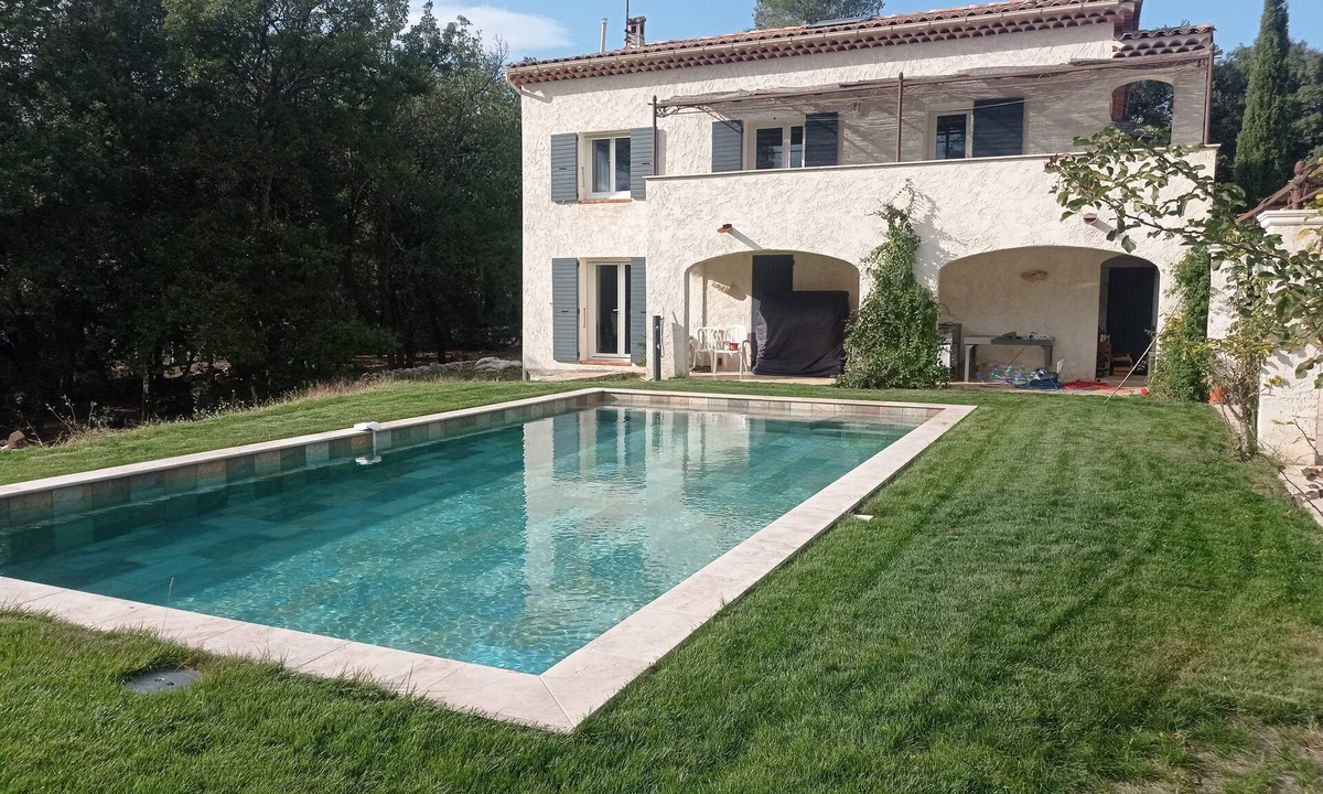 Les Arcs-sur-Argens Villa | Comfortable mas provençal, splendid swimming pool, 5000m², air conditioning, quiet, south, wifi