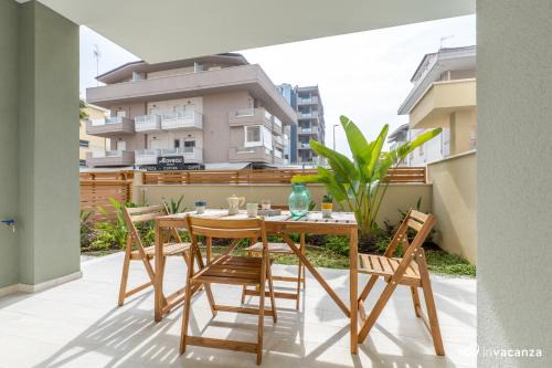 Alba Adriatica Apartment | Condominio "Il Riparo D'aMare" - InVacanza