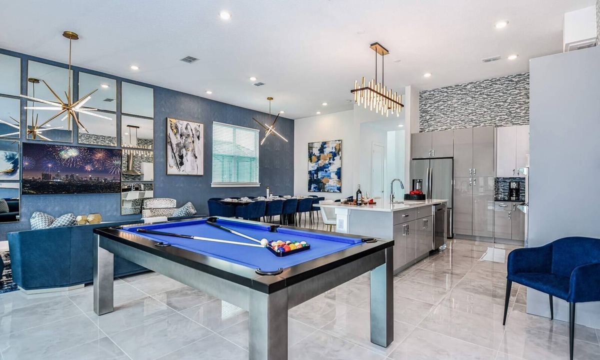 Loughman House | Coolest Home w/Ice Princess BR, Pool Table, Theater, Game Loft - Near Disney