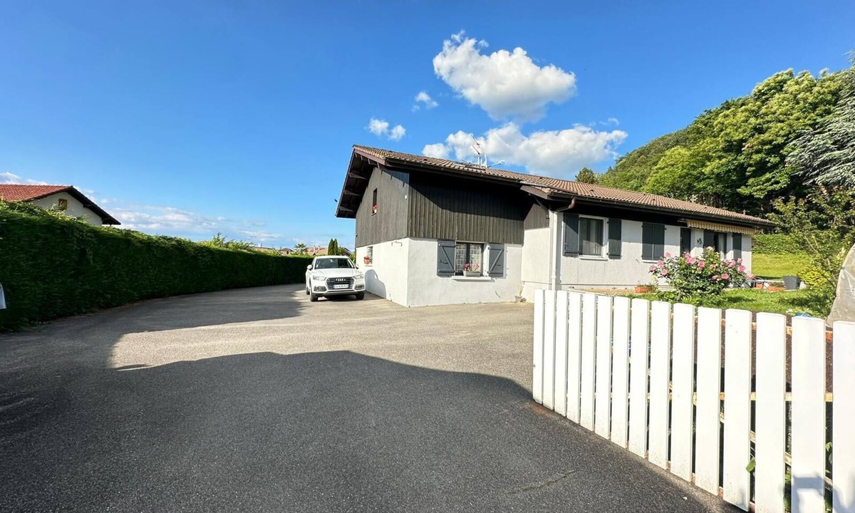 Allinges Apartment | Cosy, quiet apartment near Lake Geneva