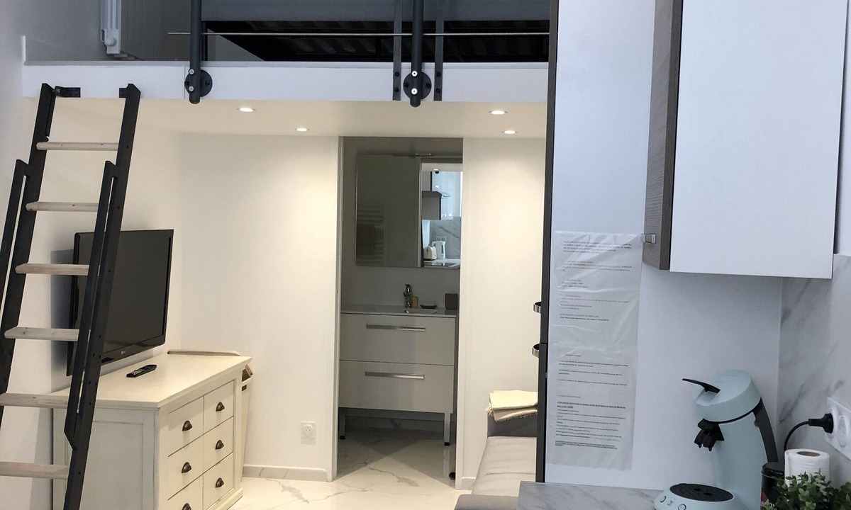 Chartreux - Saint Vincent Apartment | Cosy studio renovated to new in Lyon 1st near Place Rouville