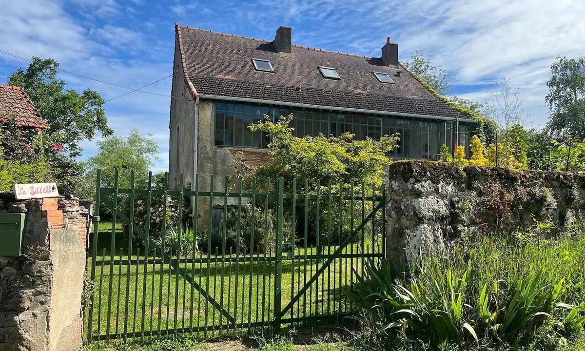 Burzy House | Country house with a garden – near Cluny/Cormatin/Paray-le-Monial