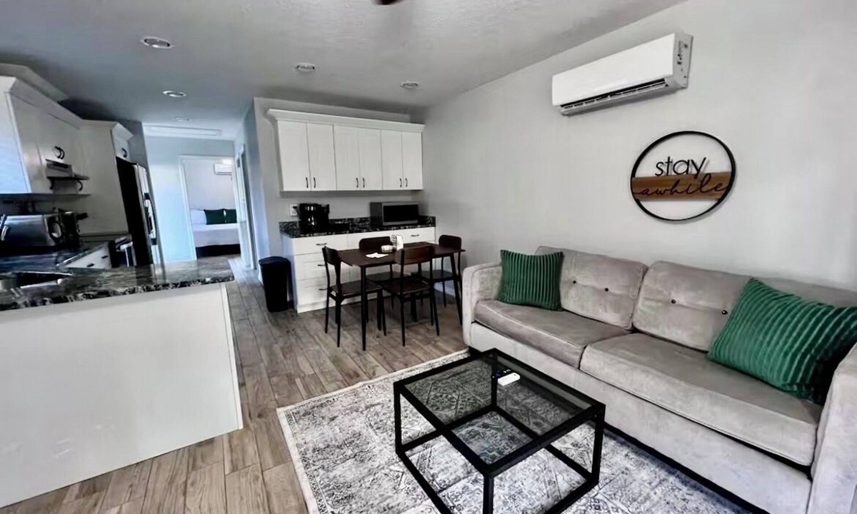 Lakeland House | Cozy 1-bedroom Home - Downtown Lakeland