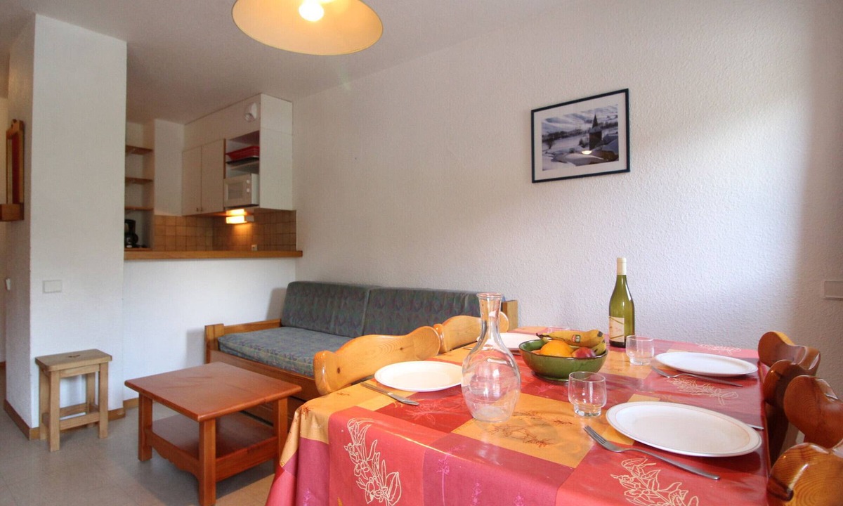 Termignon Apartment | Cozy apartment for 4, Termignon, ski-in/ski-out, Wifi