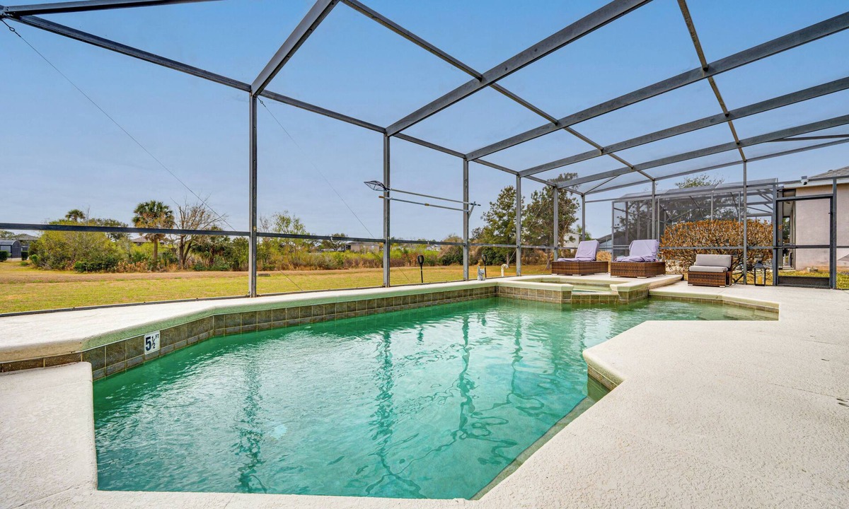 West Haven House | Deck + Community Perks: Home Near Disney Parks!