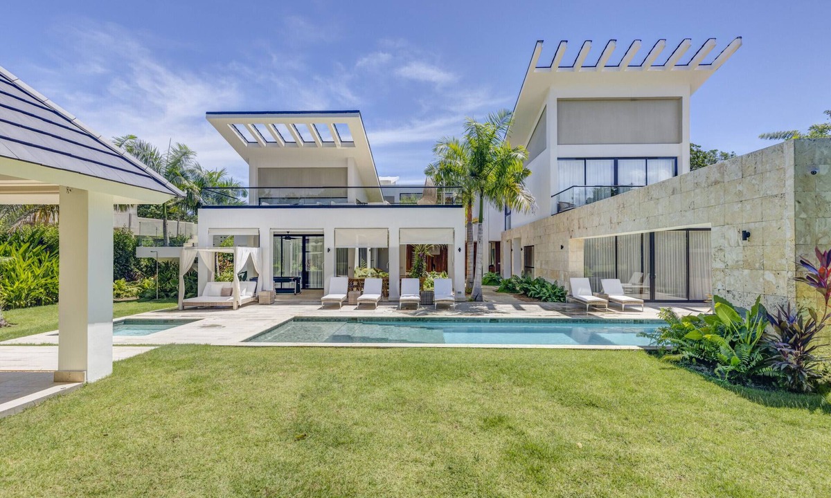 Costa Adeje Villa | Deluxe Emerald Coast Villa