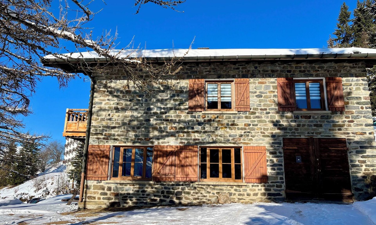 La Rosiere Ski Chalet | Detached 5-bedroom family chalet in La Rosière-Centre.