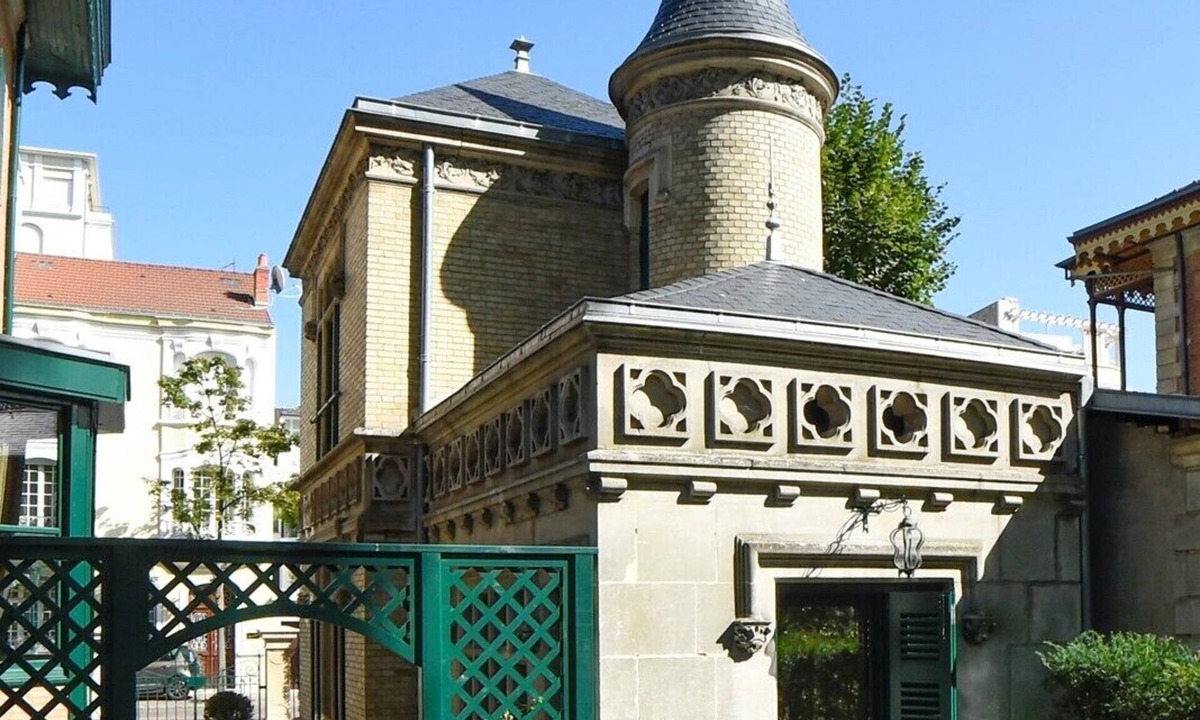 Thermal Cabin | Detached bungalow in the center of Vichy for 1 to 4 people
