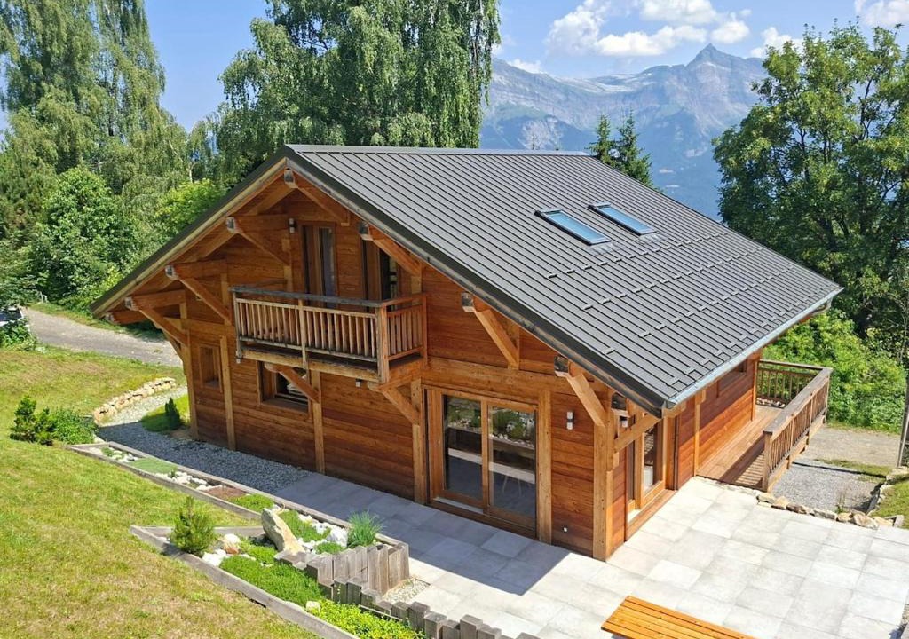 Saint-Gervais-les-Bains Ski Chalet | Diane Cottage Garden with view Peaceful