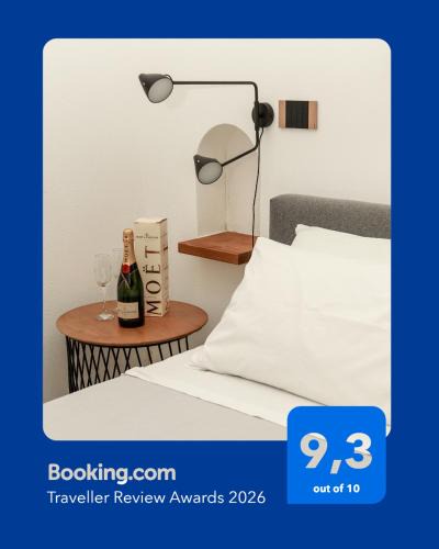 Marigliano House | Dislocati BnB - Jacuzzi privata - Cucina - TV60" - Minimal Luxury