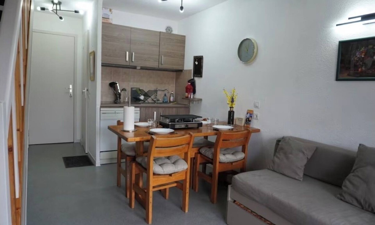 Gresse-en-Vercors Apartment | Duplex apartment with mountain views and swimming pool