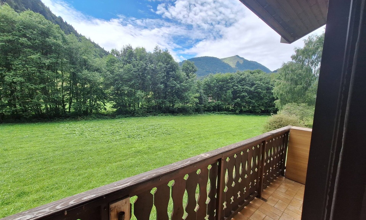 Abondance Apartment | 'Duplex Mountain View' Apartment with Mountain Views, Balcony and Wi-Fi