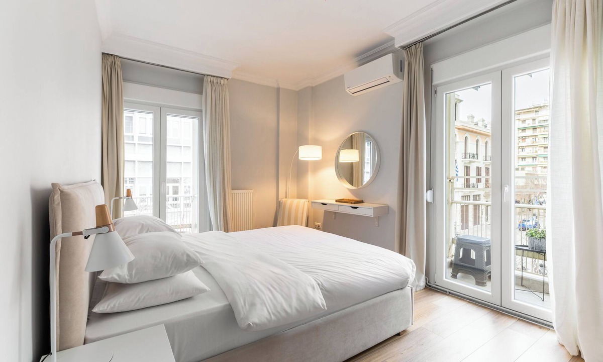 Thessaloniki City Centre Apartment | Eclair by halu