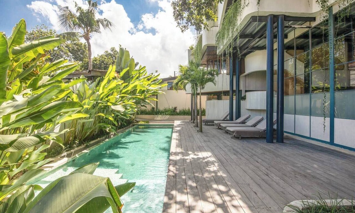 Pererenan Apartment | Elegant 1-BR Loft with Art Deco Vibe Shared Pool