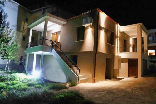 Kalambaka Apartment | Enjoy Meteora Three