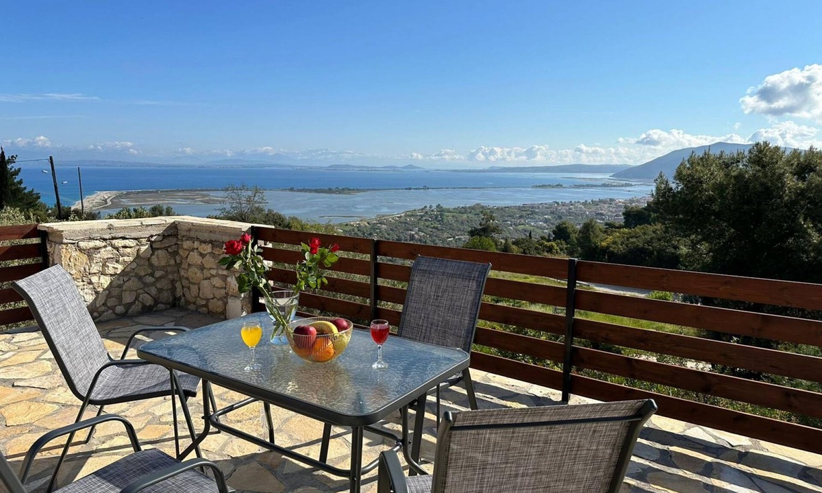 Frinion House | Eris Villa - Amazing View In Lefkada