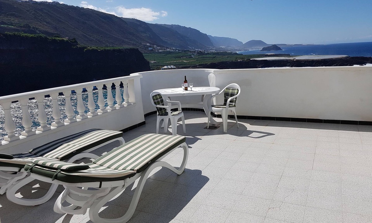 San Marcos Apartment | PENTHOUSE (new!) with huge roof terrace and close to the beach