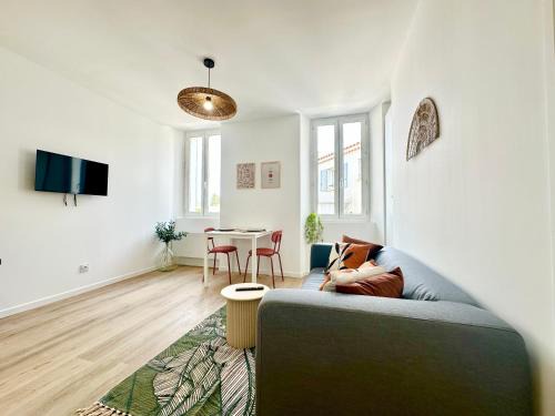Gonfaron Apartment | Escapade en Provence, appartement cosy et tout confort