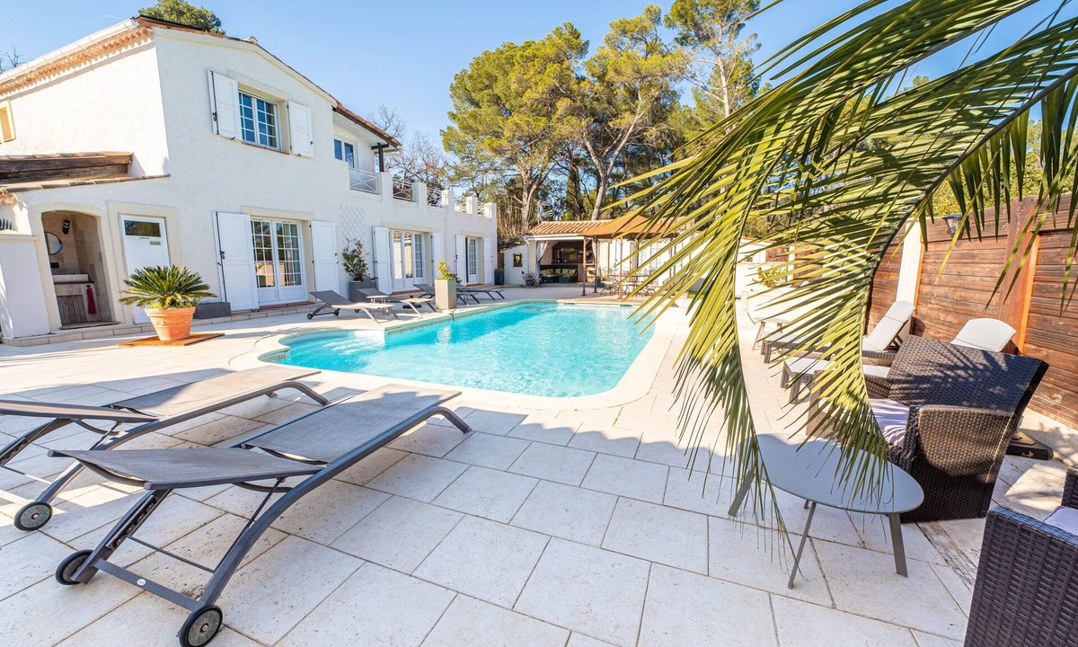 Trans-en-Provence House | Exceptional Provençal Villa: Heated Pool, A/C, Parking, Up to 15 Guests