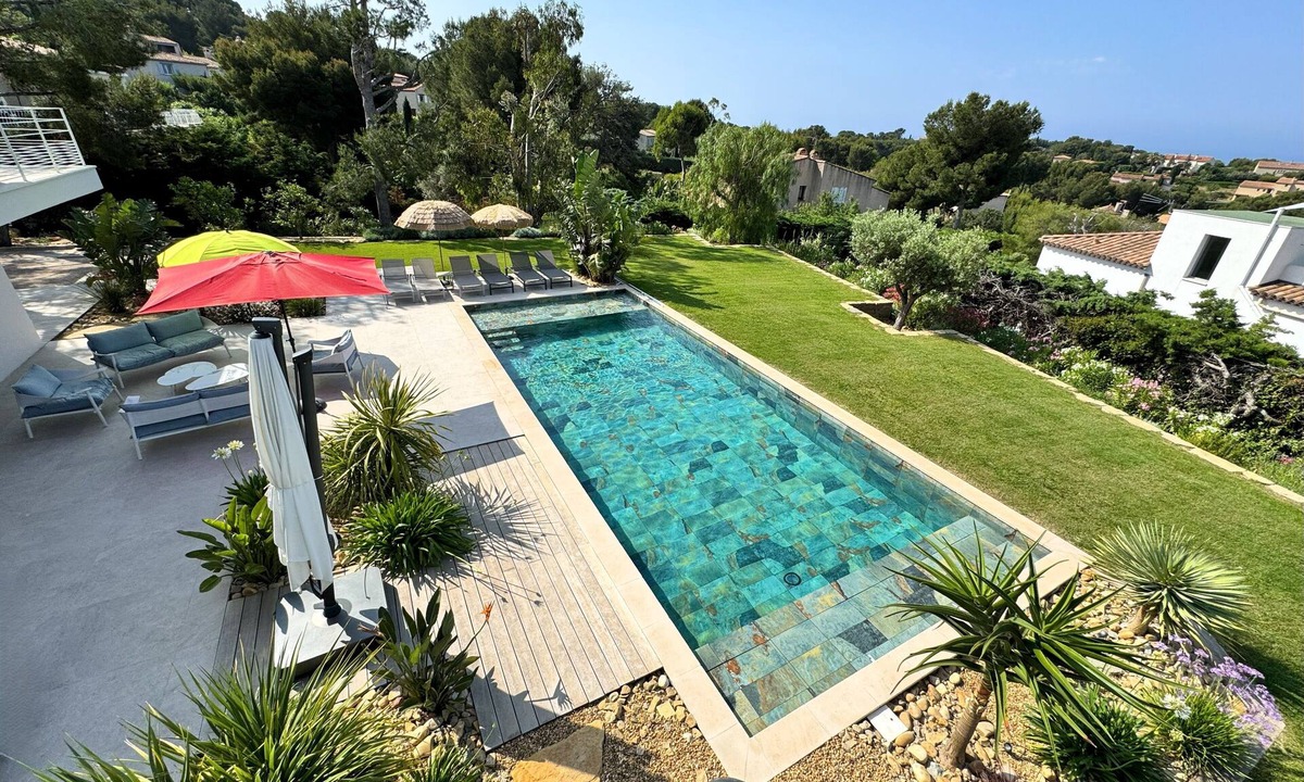 Saint-Cyr-sur-Mer Villa | Exceptional villa, Domaine de Port D'Alon, superb sea view and private pool.