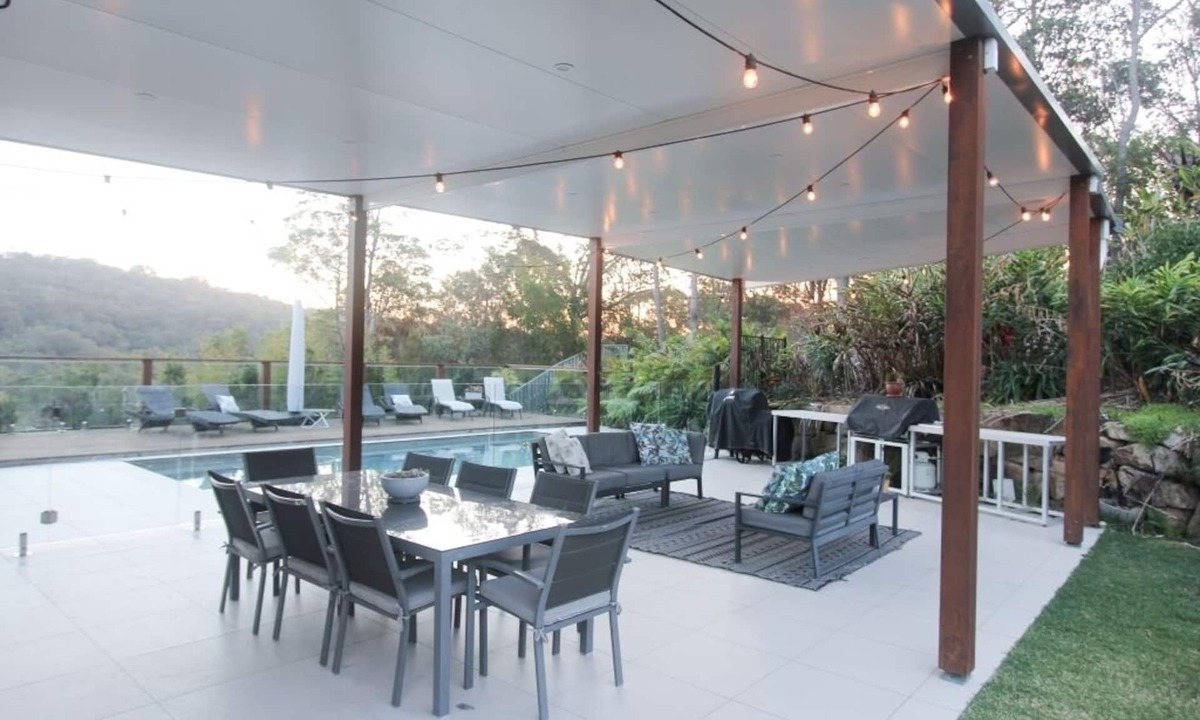 Reedy Creek House | Family entertainer with views