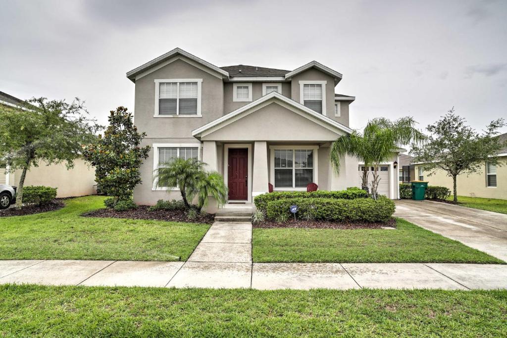 Trafalgar Village House | Family-Friendly Kissimmee Home with Private Lanai!