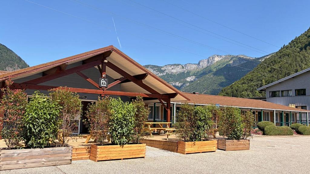 Thones Hotel | Fasthotel Thones