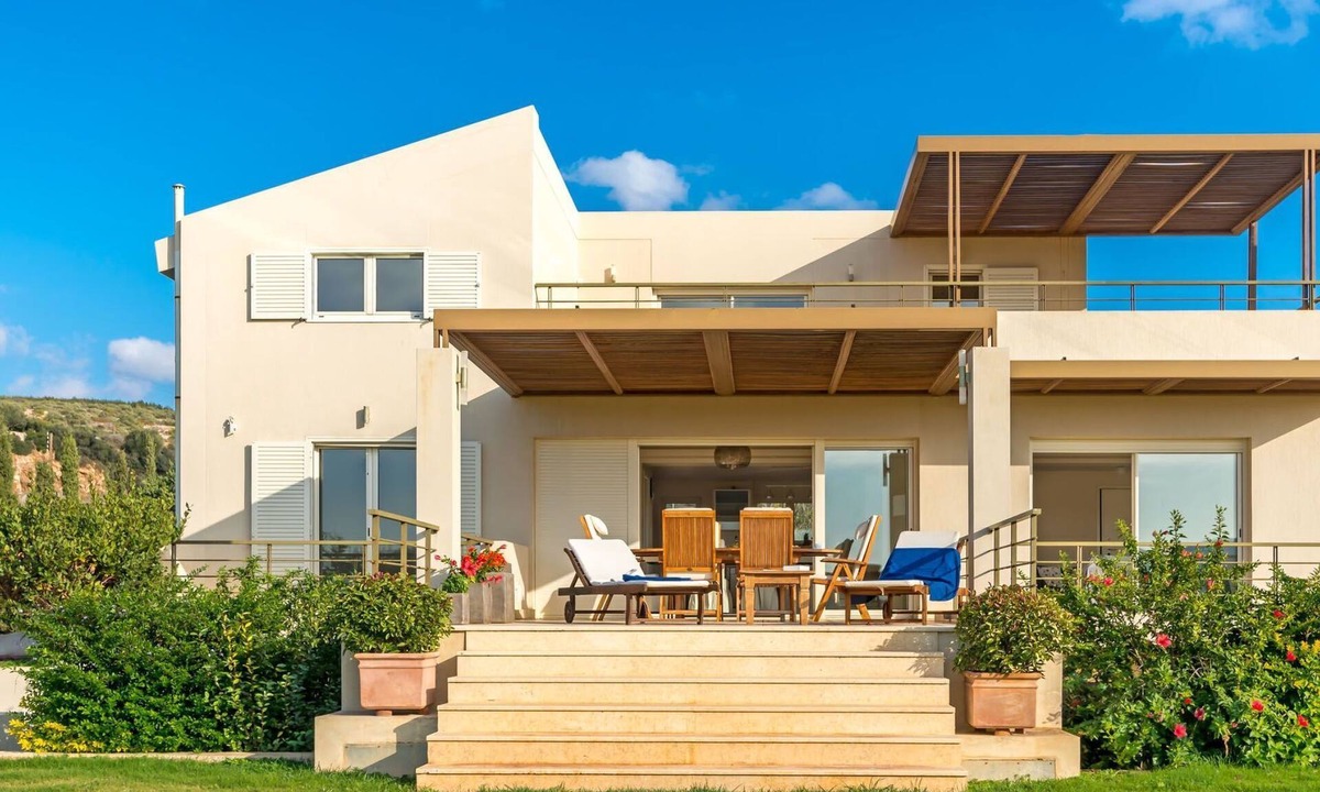 Lavreotiki House | Ferienvilla auf einem privaten und sicheren Grundstück by Interhome