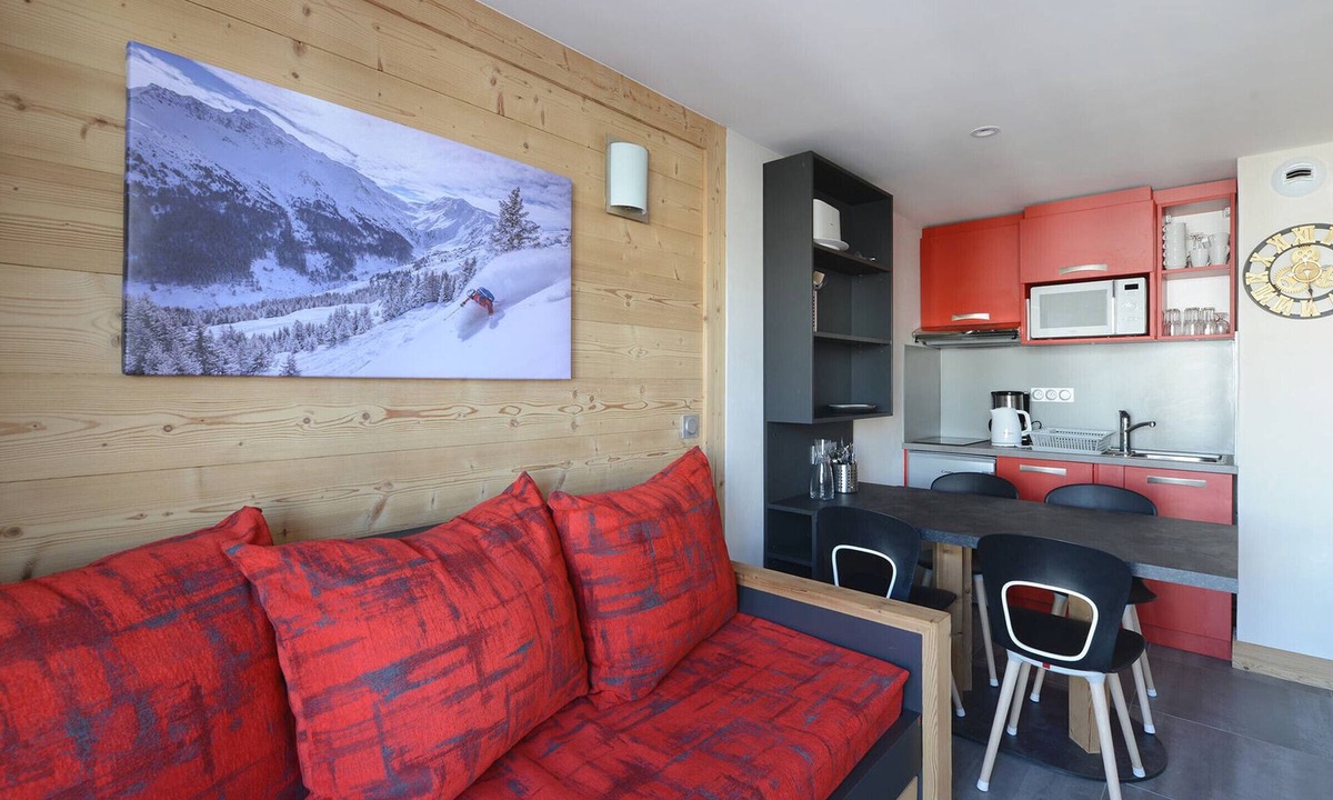 Bellentre Apartment | Renovated apartment near slopes 5 pers, pets allowed