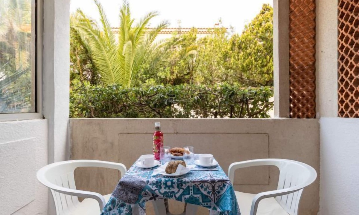 Saint-Cyr-sur-Mer Apartment | Super Plage by Interhome