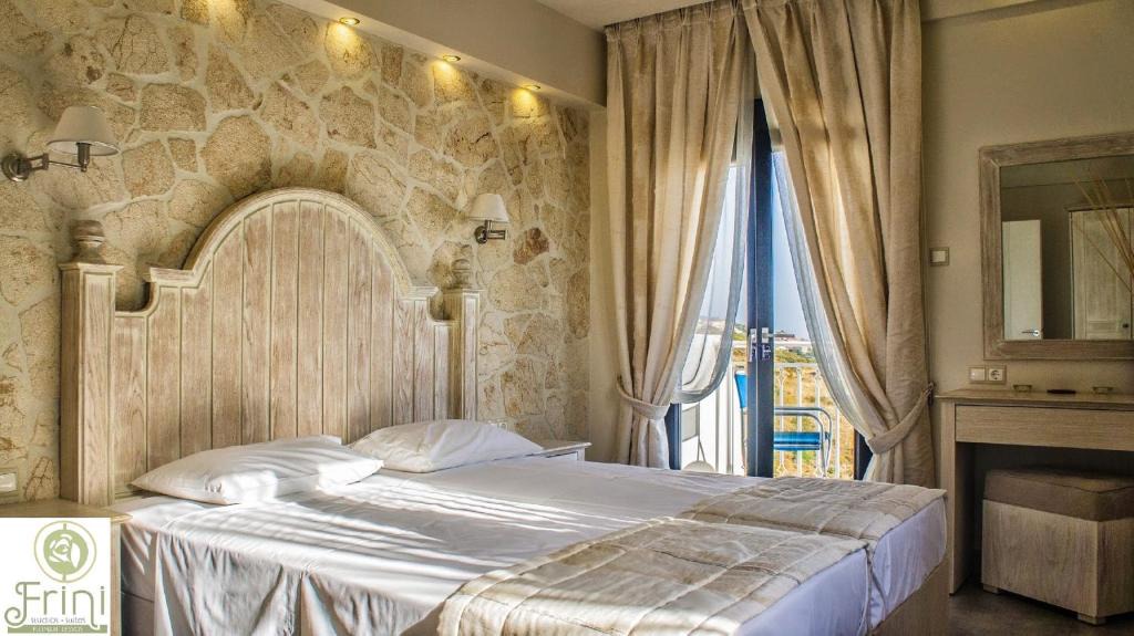 Plomari Apartment | Frini Studios