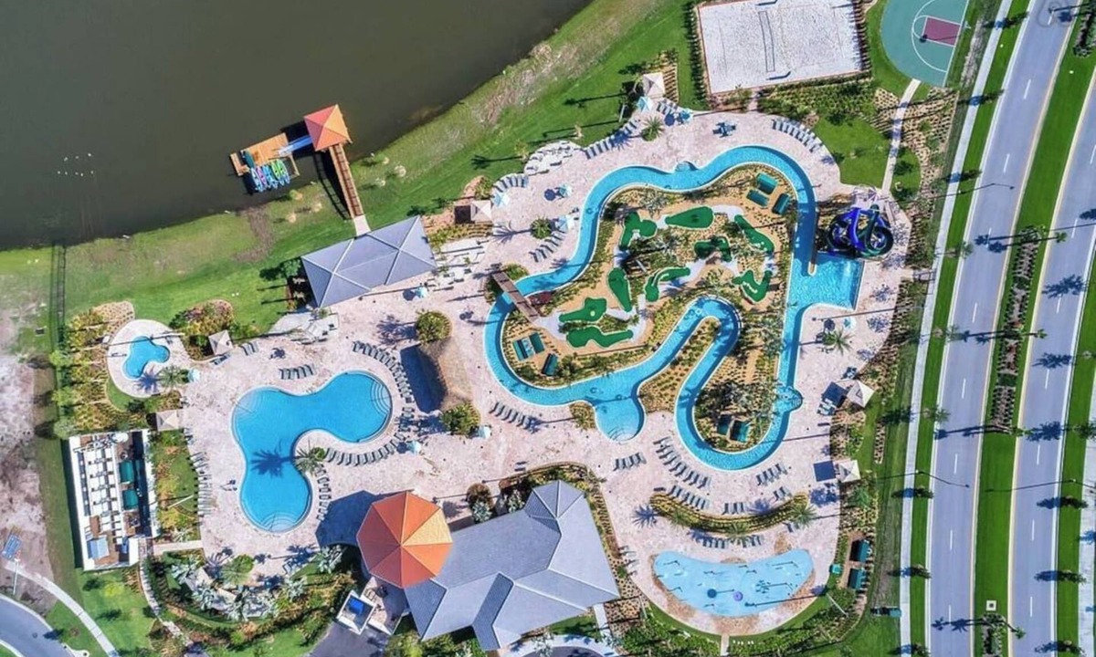 Kissimmee Villa | G-Gated Resort-5 miles to Disney-2 FREE Water Park