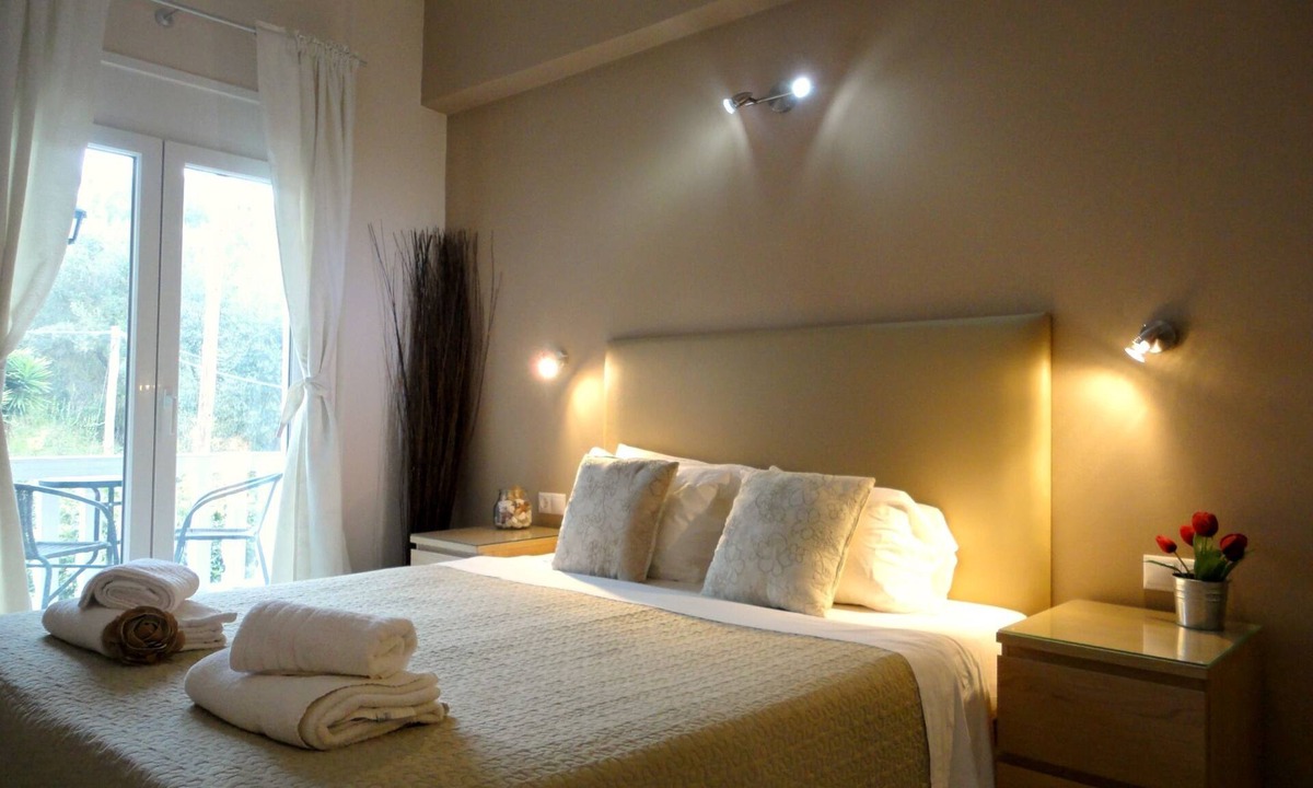 Messonghi House | Galini beach studios