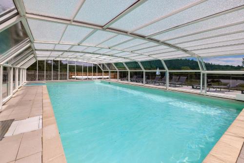 Mainsat House | Gite l'etang des portes
