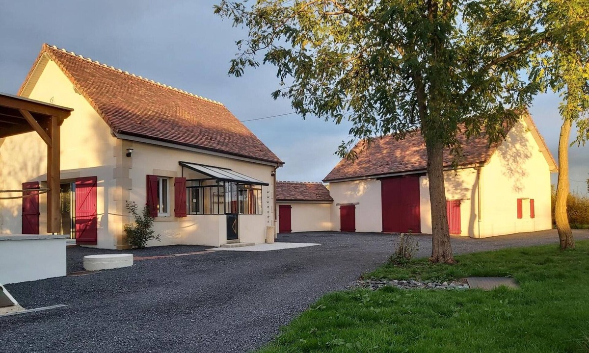 Saligny-sur-Roudon Cottage | Gite Saligny-sur-Roudon, 2 bedrooms, 5 persons