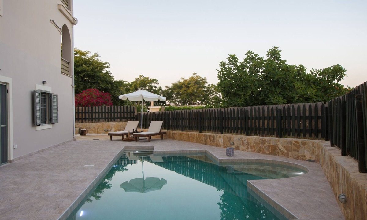 Drosia Villa | Golden Coast Boutique Villa