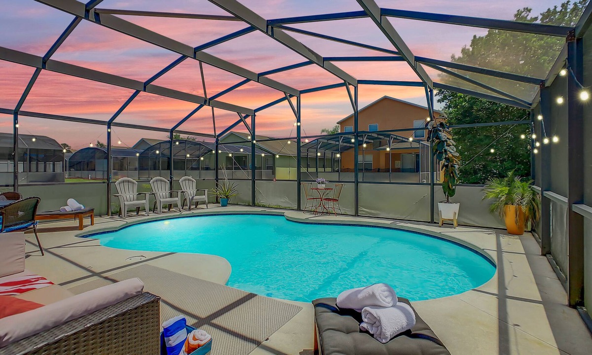Sandy Ridge Villa | Gorgeous VILLA near Disney, Private Heated South Pool