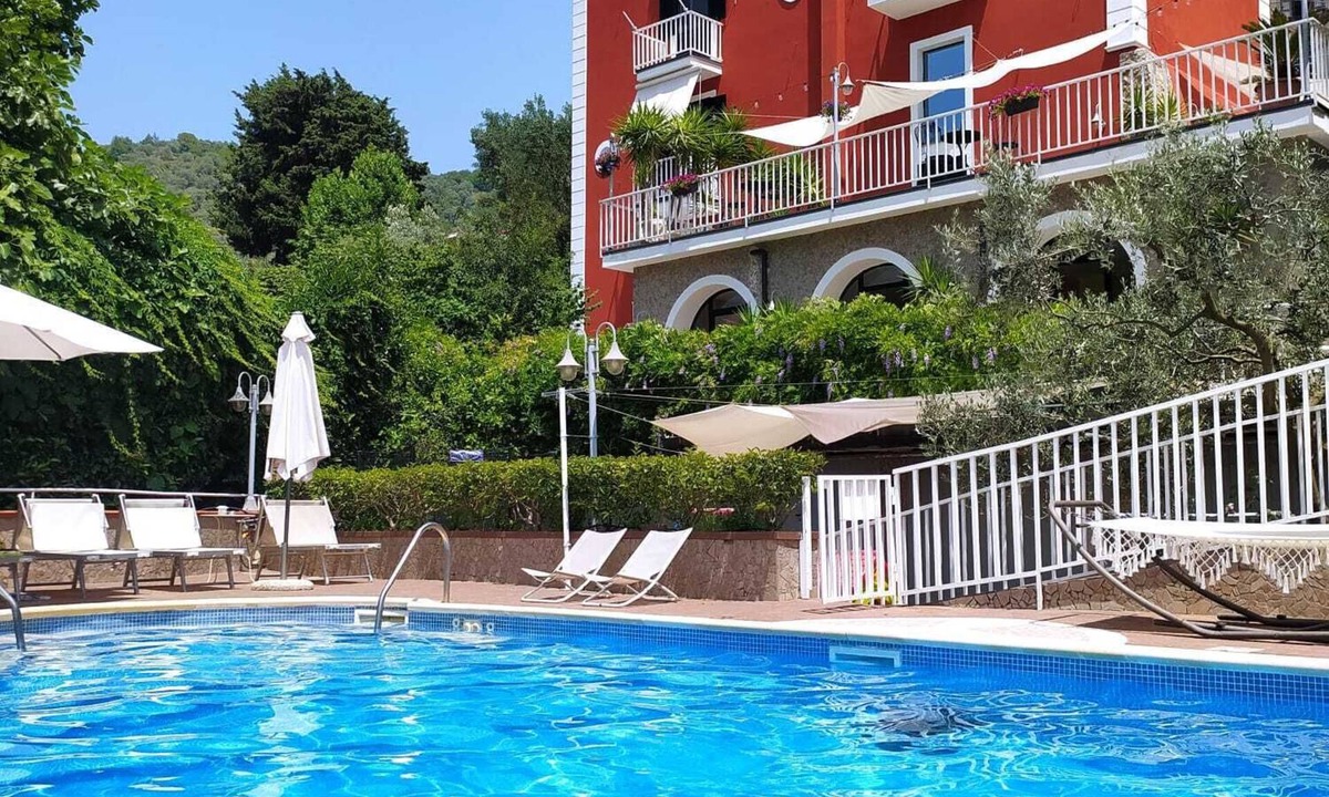 Pellezzano Apartment | Green - Quiet place near Salerno, Pompeii & Amalfi