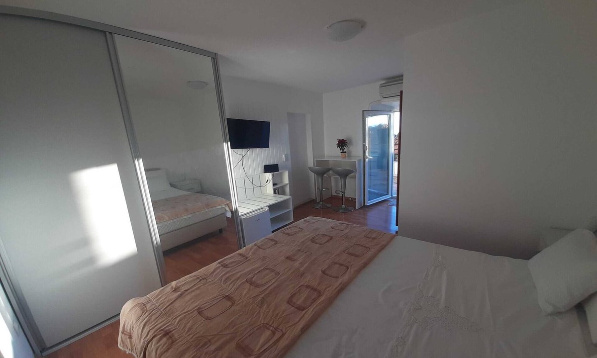 Gornji Kono Apartment | Guest House Luce- Double Room with Terrace and Sea View