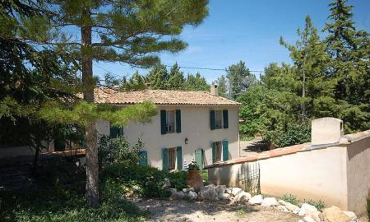 Ansouis House | happiness and quietness in an old farm in provence