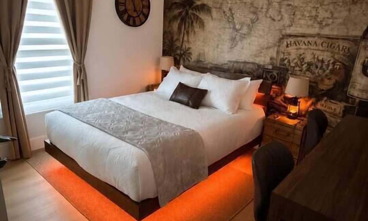 Greater Palm River Point CDC House | Havana Retreat | Luxury Ybor-Inspired Studio