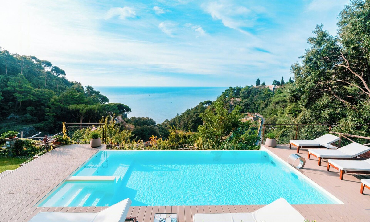 Maiori House | Historic villa in Maiori's lemon grove