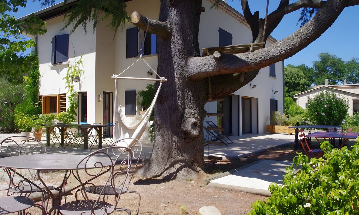 Bourg-Saint-Andeol House | Holiday Home 'Le Grand Cèdre - South Ardèche'