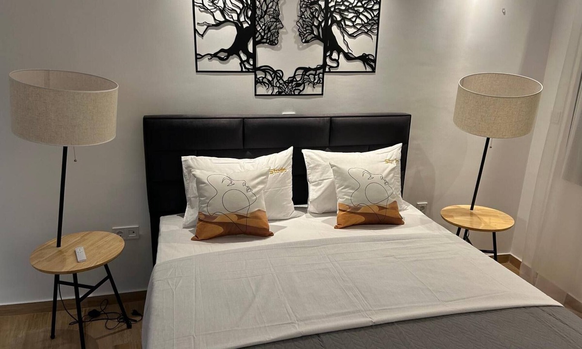 Dio-Olympos Apartment | Home Of Olympos Studio – Comfortable Apartment in Litochoro with Garden View