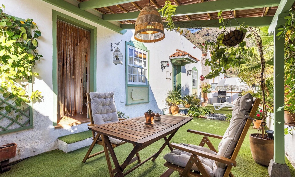 Candelaria Villa | Home2Book Charming Garden House & BBQ